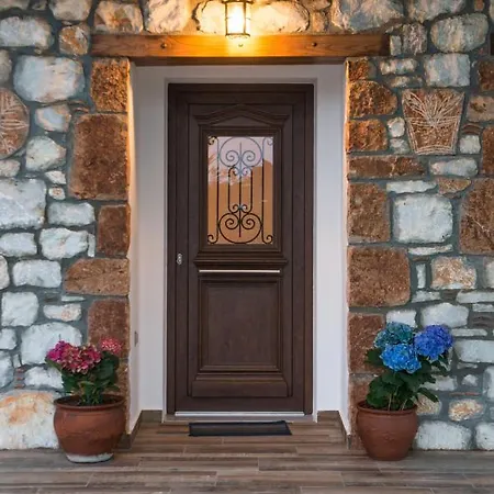 Patiria House Villa *