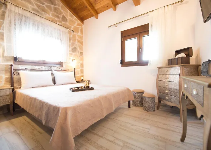 Patiria House *